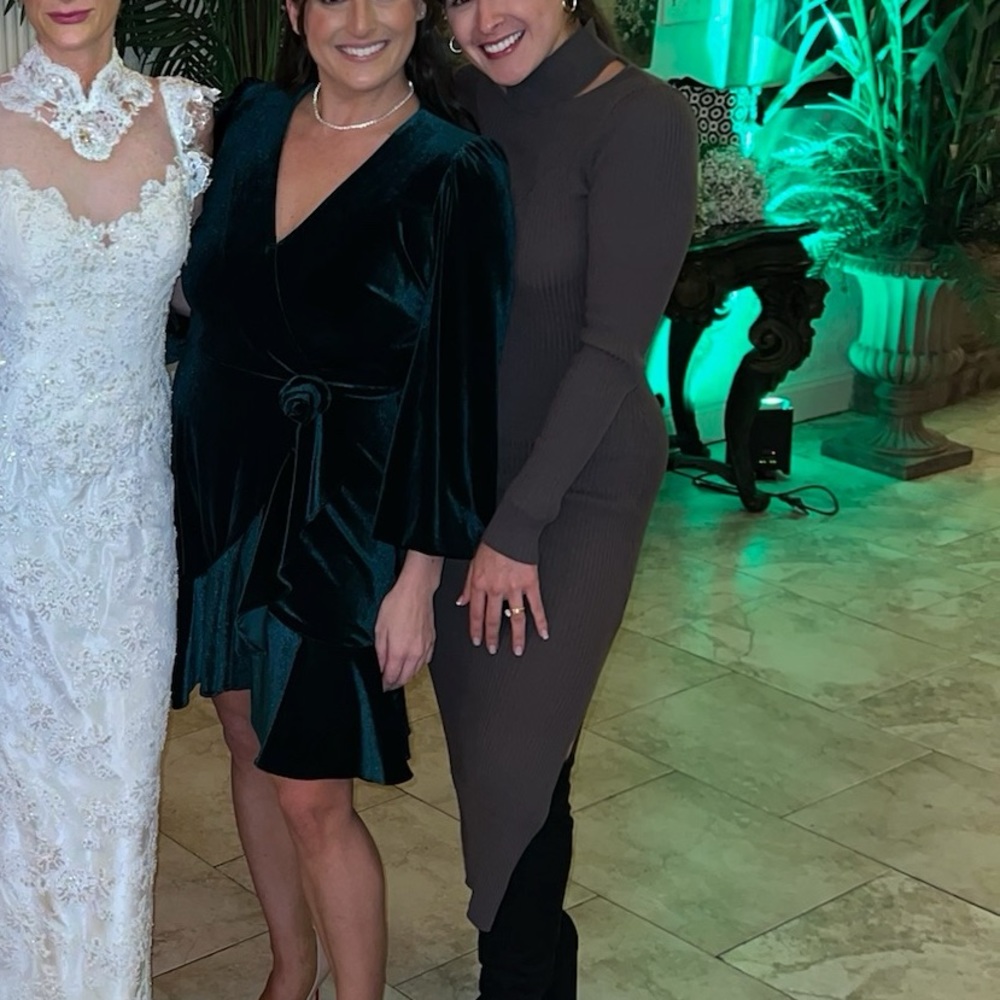 Worn once! Gorgeous sweater dress! - Picture 3 of 3